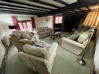 16th Century Devon Farmhouse Stunning Views - 6