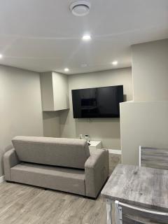 Cozy, Highly Comfortable Apartment in Drumheller - 3