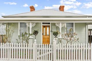 Tranquil Launceston Getaway - You'll fall in love! - 0