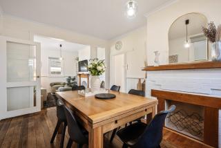 Tranquil Launceston Getaway - You'll fall in love! - 7