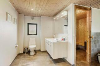 M433-Idestrup-Blommestien-26 - Marielyst - 8