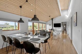 M433-Idestrup-Blommestien-26 - Marielyst - 1