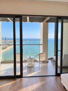 Hotel Apartment A la Carte Ha Long sea view - 5