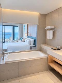Hotel Apartment A la Carte Ha Long sea view - 4
