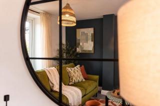 Stylish 3BR Durham Home Contractors Families - 7