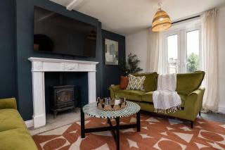 Stylish 3BR Durham Home Contractors Families - 3
