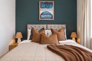 Stylish 3BR Durham Home Contractors Families - 0