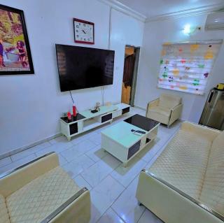 Luxury Guest Room & Parlour with Solar-Inverter Backup - 9