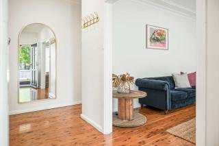 Cobbora Cottage - Sleek & Stylish, Near Hospital - 4