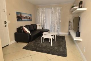Ava Suite 1 B 1B close to strip - 5