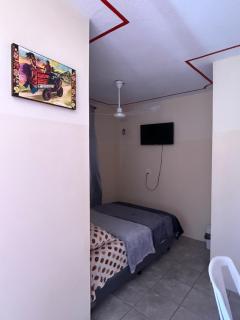 Hostal Color Inn - 0