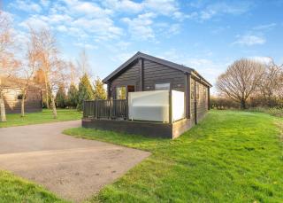 Snainton Luxury Lodges - 7