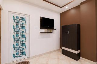 Hotel O Ghosh - 5