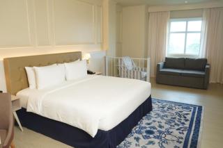 The Monarch Hotel - 4
