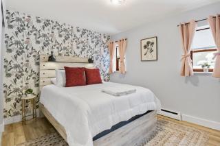 Near Ithaca!Hot Tub! LRG Home!Sleeps 14! Dogs ok! - 2