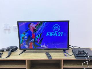 AYAAN FIFA HOME at Quintet Private Parking with PS4 Gaming & Netflix - 5