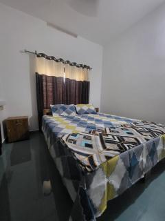 Pranavam Home 2BR Stay, 10m Walk to Varkala Beach - 4