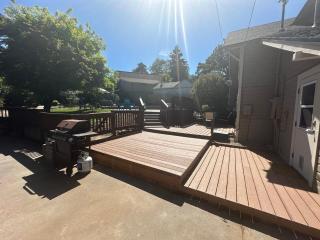 Family Retreat w Pool Hot Tub 3 Private Homes - 3
