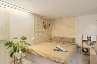 Cozy Double-bed Loft-apartment, Hanoi Train Station - 3