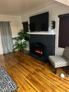Logans Lodge - 5