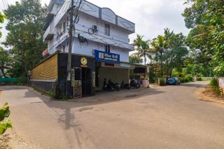 Blue Bell Cochin Airport Hotel - free airport pickup or drop off - 8