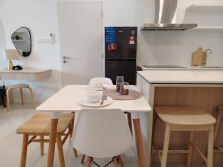 Kuching Suite Bold at Riverine Diamond - 4