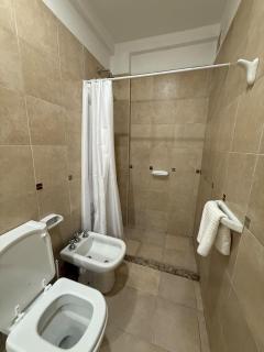 Departamento Rivadavia - a 100mt de plaza principal - 8