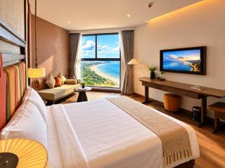Apec Mandala Mui Ne Sea View Apartment with Private Beach and Swimming Pool - 5