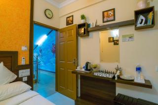 Blue Bell Cochin Airport Hotel - free airport pickup or drop off - 1