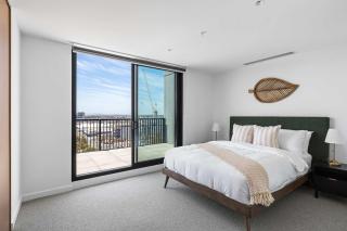 Parkview 903, Brunswick 3BR by the Park, Balcony - 6