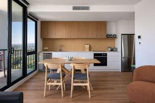 Parkrise 902, Modern Brunswick 2BR, 2 Bathrooms - Melbourne - 0