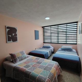 DEPARTAMENTO CENTRICO Y ESPACIOSO CON cama Queen Size - 1