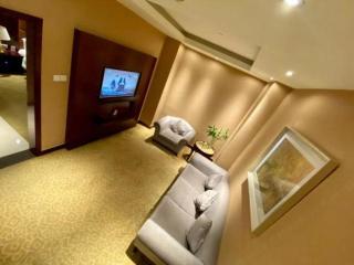 Zhongzhou International Hotel - 4