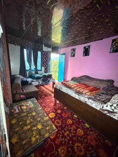 New Hotel Sajwan - 3