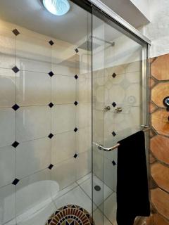 Modern Pampatar Suite with Fiber Optic Internet - 4