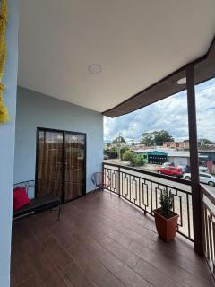 Modern 4BR Home with Terrace, AC & Wifi - 3