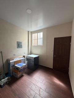 Modern 4BR Home with Terrace, AC & Wifi - 6