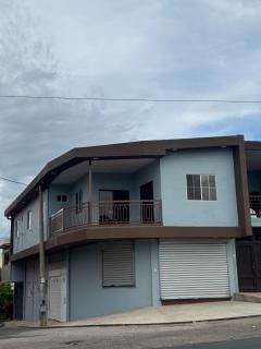 Modern 4BR Home with Terrace, AC & Wifi - 9