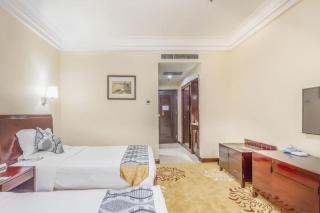 Jinjiang Hotel Qianan - 4