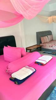 Tahan Guest House - 9