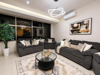 Luxury 2BR Apartment in front of US Embassy - 9