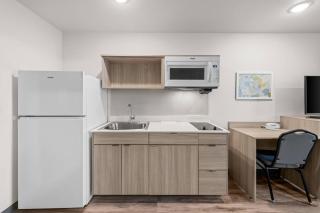 WoodSpring Suites St Joseph - 2