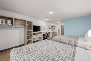 WoodSpring Suites St Joseph - 1