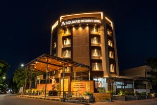A Square Executive Hotel - 0