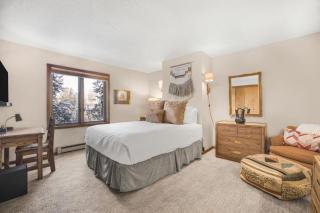 RMR: Yarrow 2322 Condo in The AspensWilsonWY - 2