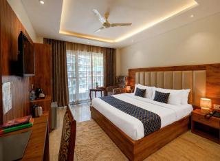 Mclo Classic - #Lavish & Luxury Rooms #Big Parking # Lift # All Balcony Rooms # Prime Location # Top Selling # Property of the year # located on dharamkot road bhagshu# - 9