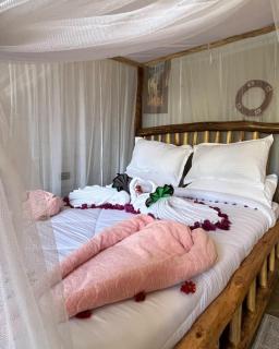 Ndiga Cabin Boutique - 0