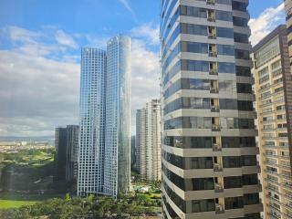 Casa Rosa1 2BR in BGC 5th Ave wifi 300 mbps 5 pax - 8