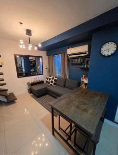 Casa Rosa1 2BR in BGC 5th Ave wifi 300 mbps 5 pax - 4