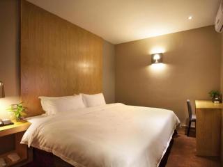 The Art Hotel - 4